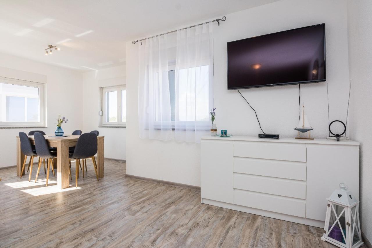 Apartments Krpan Вир Экстерьер фото