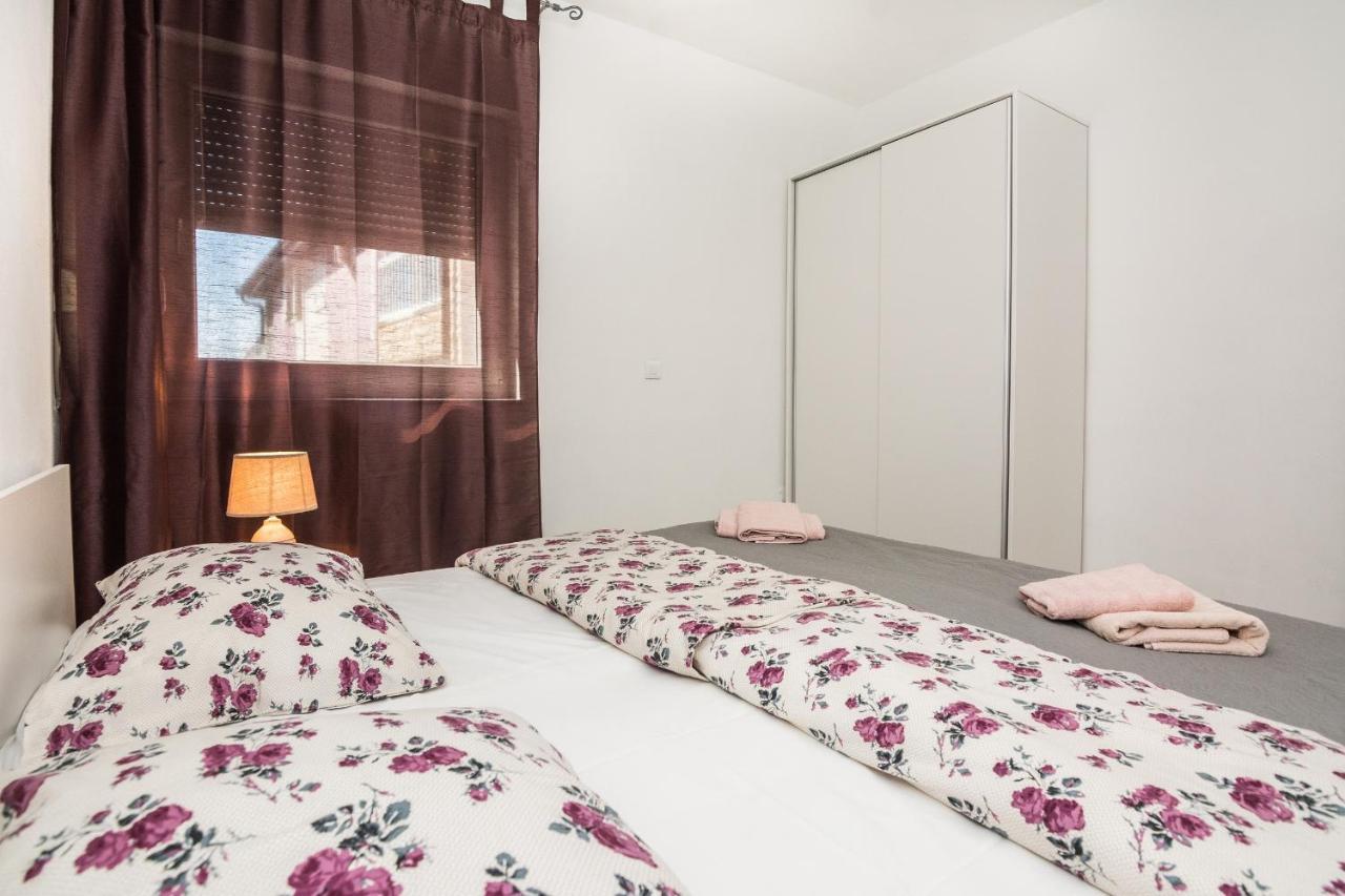 Apartments Krpan Вир Экстерьер фото