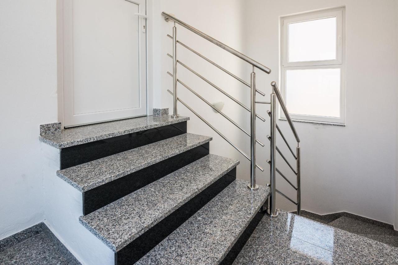 Apartments Krpan Вир Экстерьер фото
